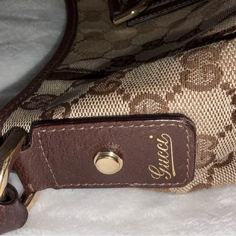 Gucci Brown Monogram D Ring Abbey Pochette - Picture 12 of 12